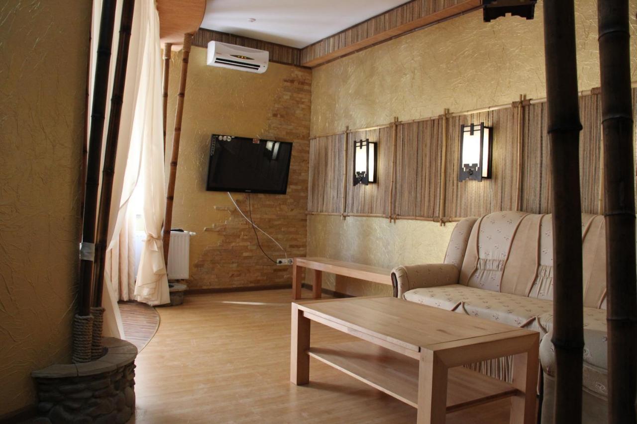 Mishyn-City Hotel Dobrovlyany Екстериор снимка