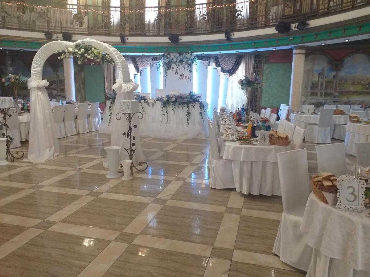 Mishyn-City Hotel Dobrovlyany Екстериор снимка