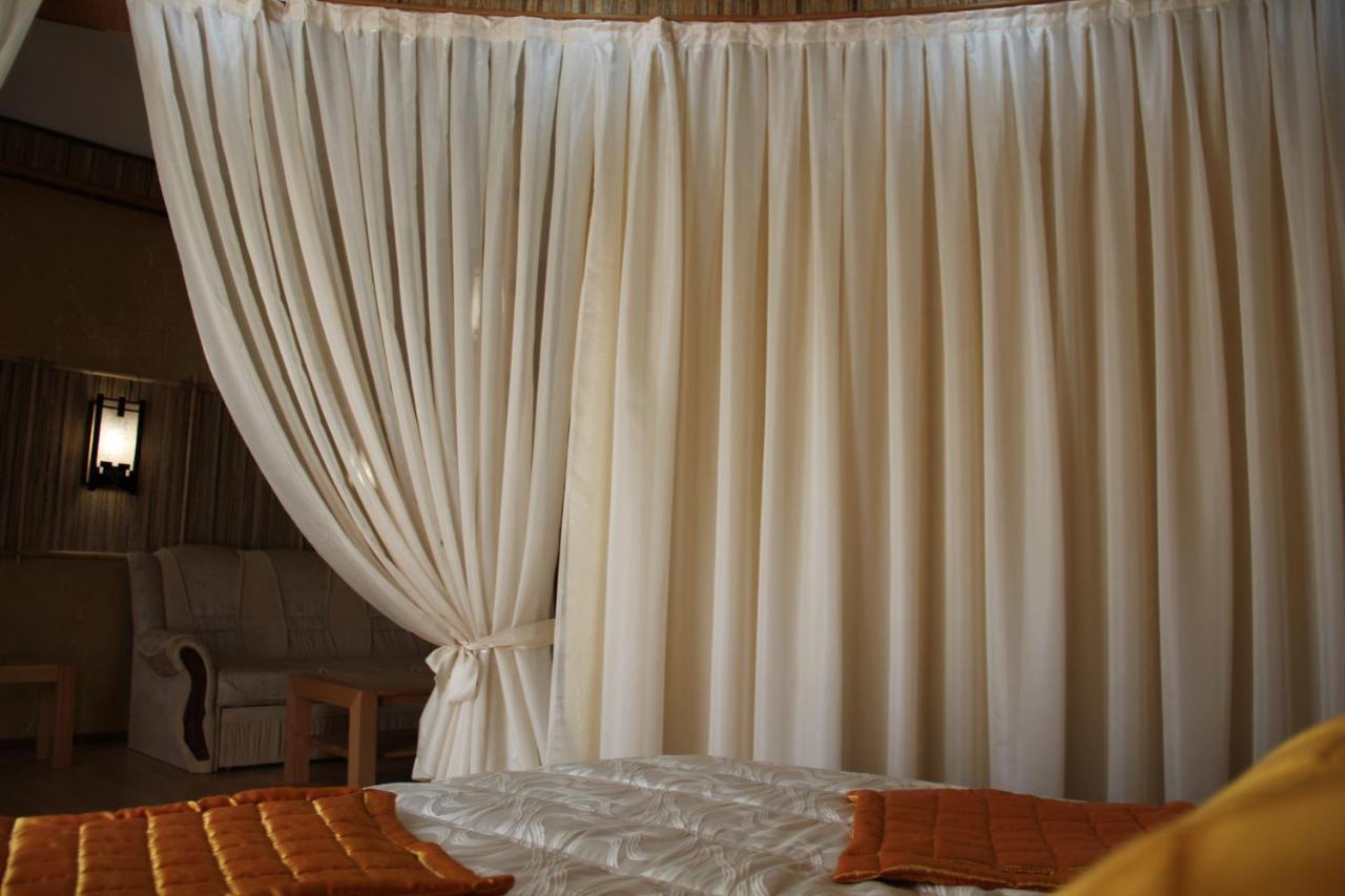 Mishyn-City Hotel Dobrovlyany Екстериор снимка