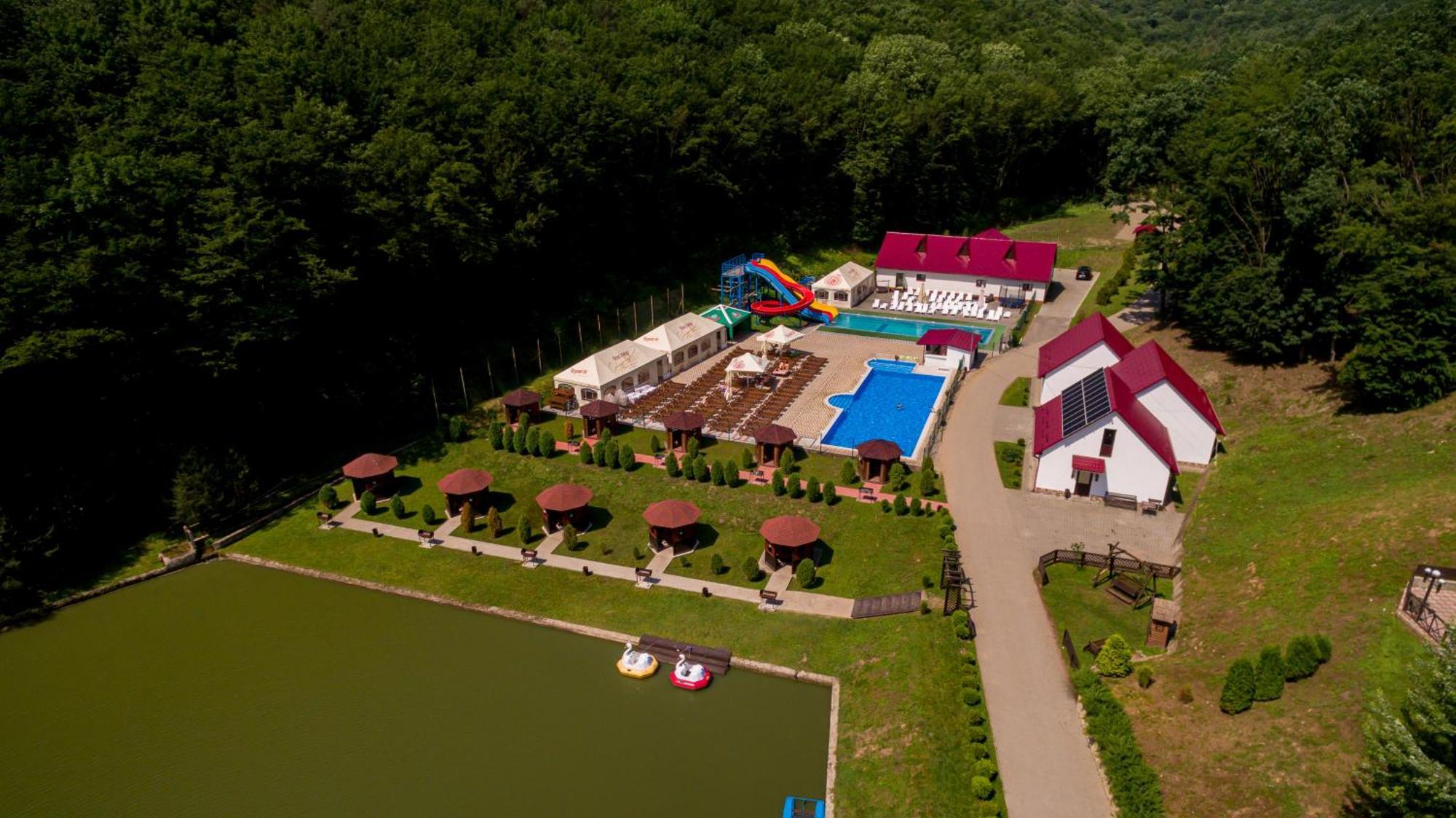 Mishyn-City Hotel Dobrovlyany Екстериор снимка